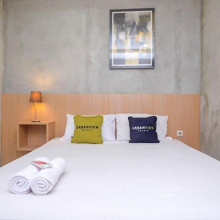 Urbanview Hotel Syariah Artamara Tegal By Reddoorz Extérieur photo