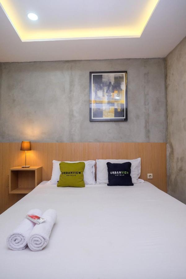 Urbanview Hotel Syariah Artamara Tegal By Reddoorz Extérieur photo